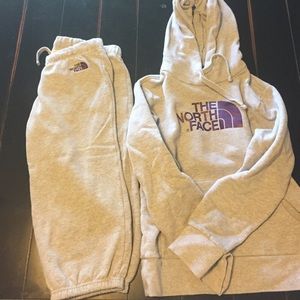 The north face sweat outfit size medium