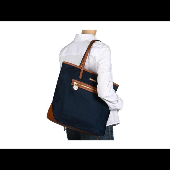 michael kors kempton messenger bag