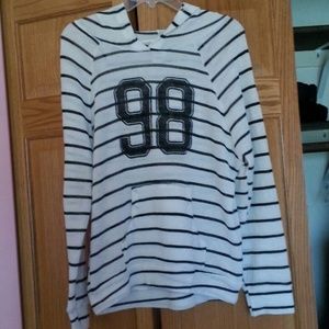 Long sleeve stripe shirt
