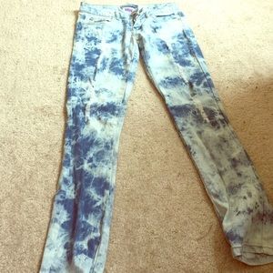 Acid Wash Jeans