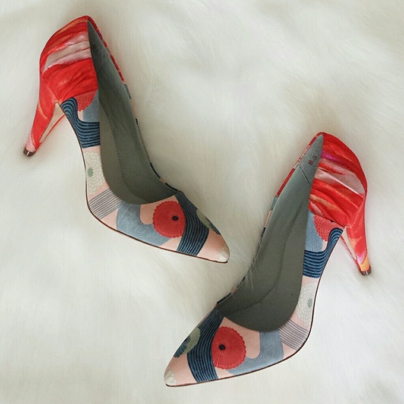 ❎SOLD❎Farylrobin Suzu Silk Pumps - Picture 2 of 4