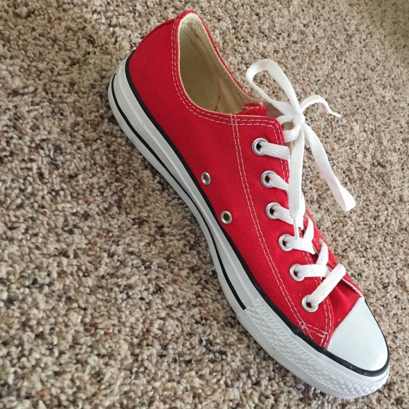Red converse
