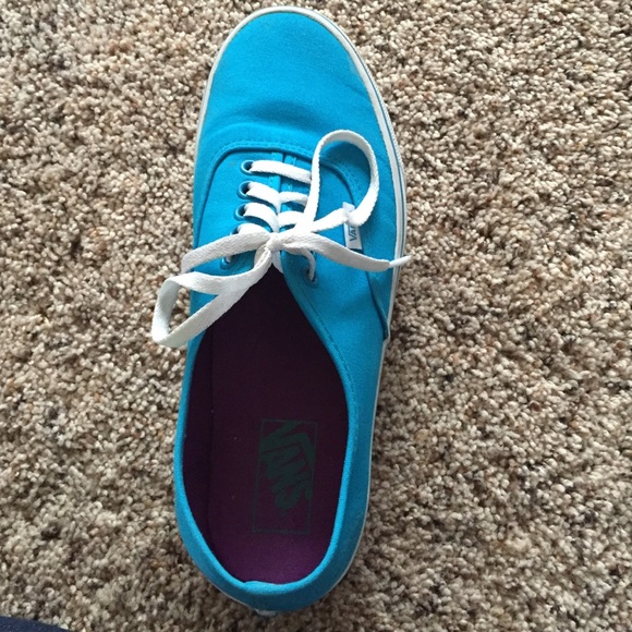 Blue vans - Picture 2 of 3