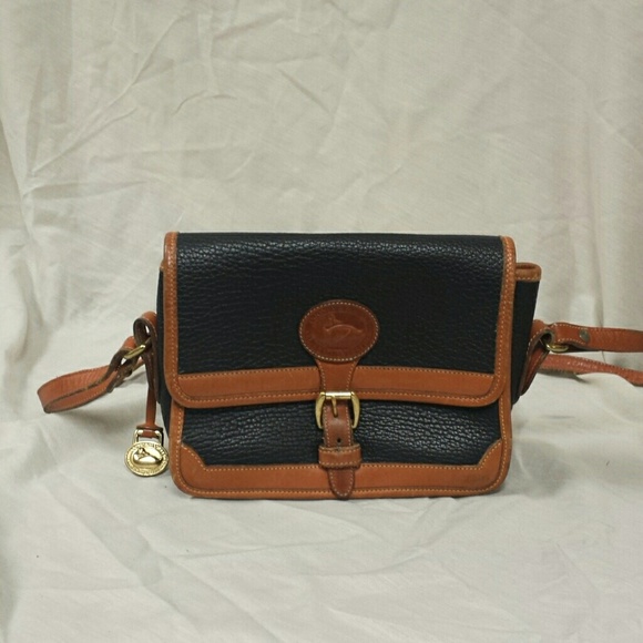 Vintage Dooney & Burke crossbody purse