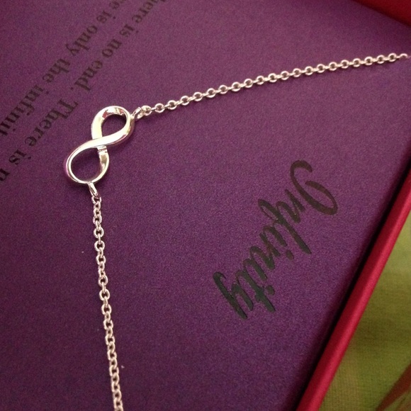 Silver Infinity Necklace❤️ - Picture 3 of 4