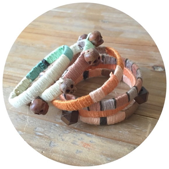 ✨Handmade!✨6 Wrapped Bangles - Set