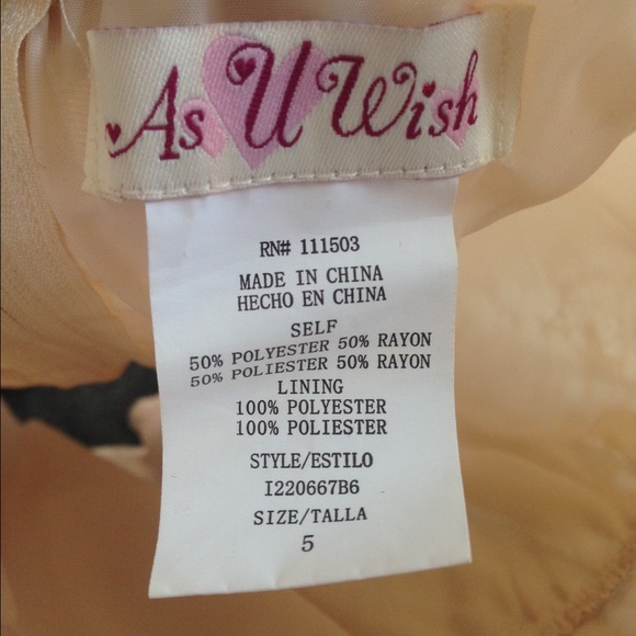 Short Formal Dress - Picture 3 of 4