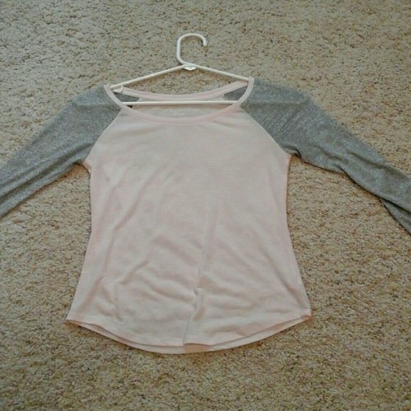 Cute American Eagle top