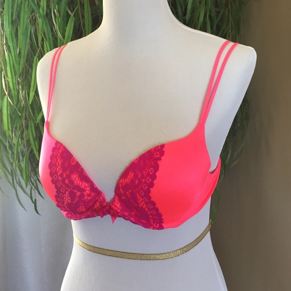 Victoria's Secret Very Sexy Push-up