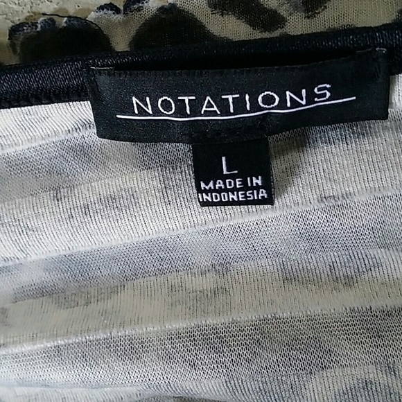 Notations Ruffled Black & White Top - Picture 4 of 4