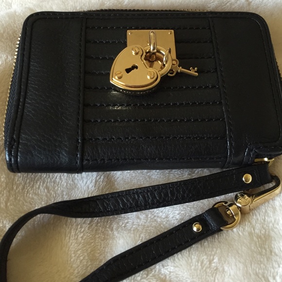 Juicy couture wristlet and phone case