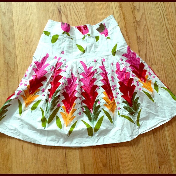 💐Down east bright floral print skirt!💐