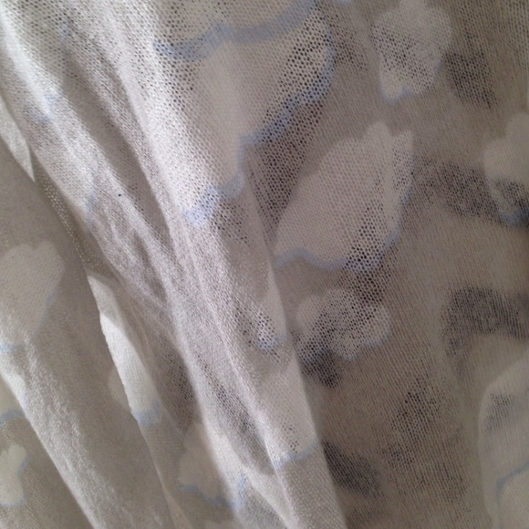 Pretty Cloud sweater with bow back - Picture 4 of 4