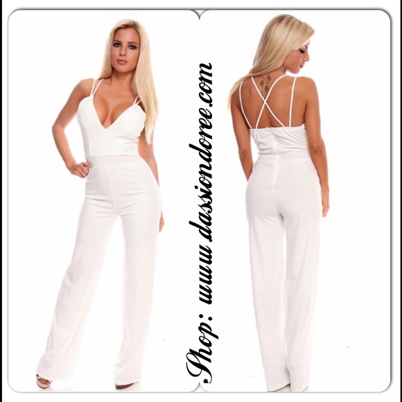 3 White Jumpers (SML) - Picture 2 of 2