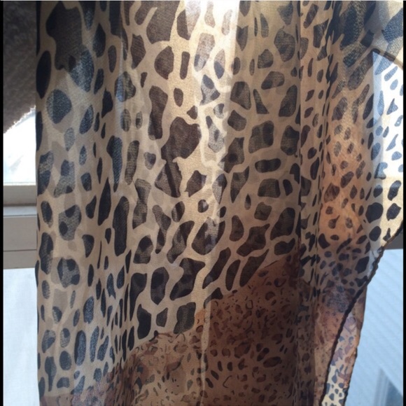 💙Safari Print Sheer Scarf - Picture 4 of 4