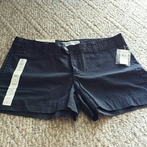 Gap navy shorts