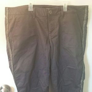 Gray Torrid capris