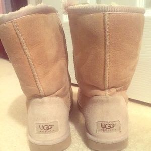 Ugg Classic Short Boots