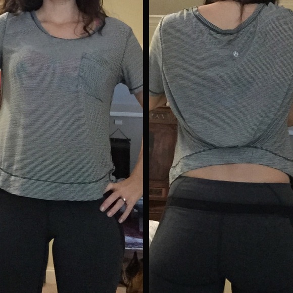 ❌SOLD❌Lululemon calm short sleeve Tonka black tee - Picture 4 of 4