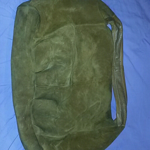 Innue Xlarge suede sachel