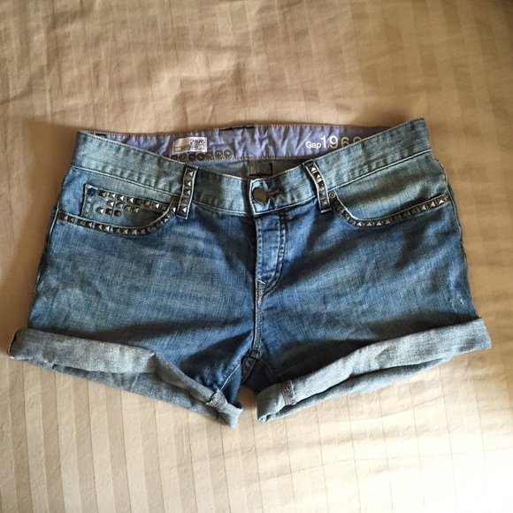 Gap studded boyfriend shorts 6/28