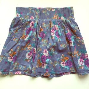Small floral high waisted skirt