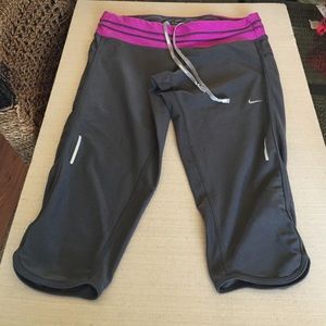 Nike Dri-Fit cropped running pants