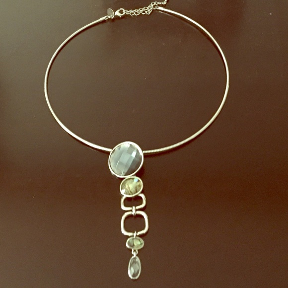 Lia Sophia Blue jeweled necklace
