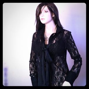 Kardashian Kollection Black Lace top w Satin Bow