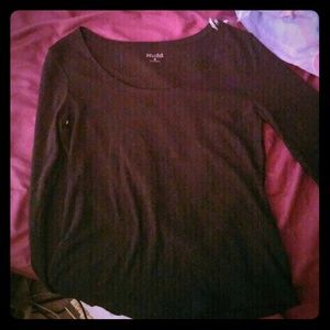 Mudd brand size medium knit long sleeve scoopneck
