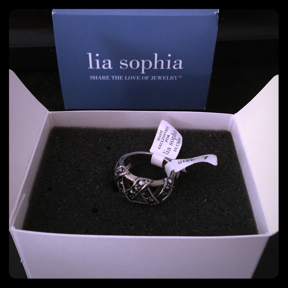 Lia Sophia ring
