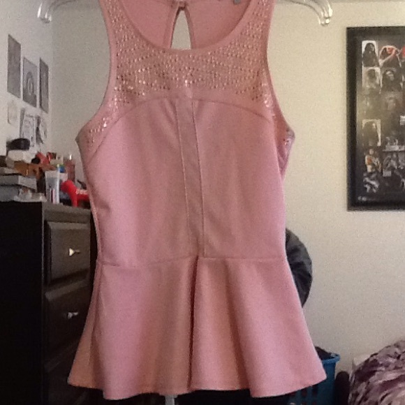 Charlotte russe Pink peplum top
