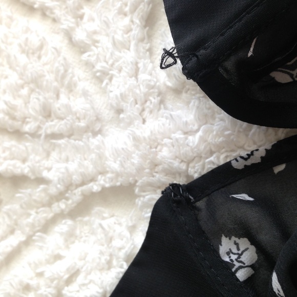 FOREVER 21 SCHOOLGIRL PETER PAN COLLAR DRESS - Picture 4 of 4