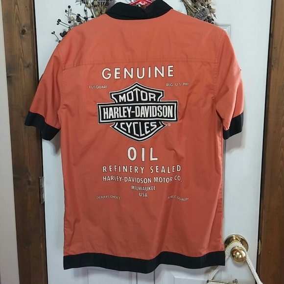 Lowered price!# Harley Davidson shirt