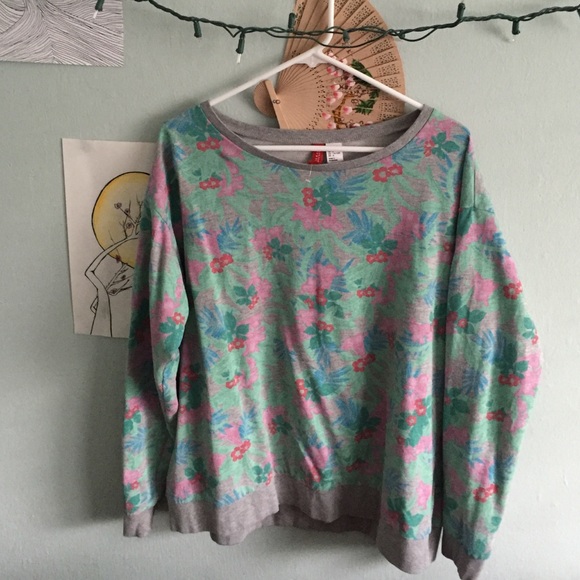 H&M Floral print crux neck sweater