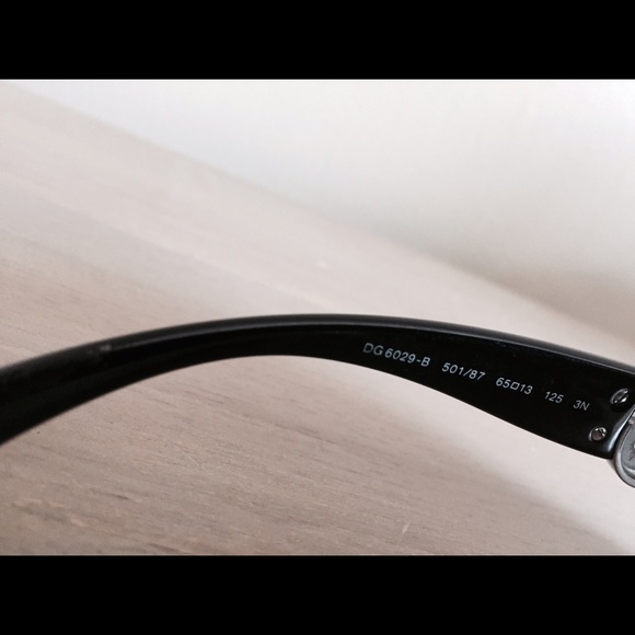 D&G sunglasses main image 4