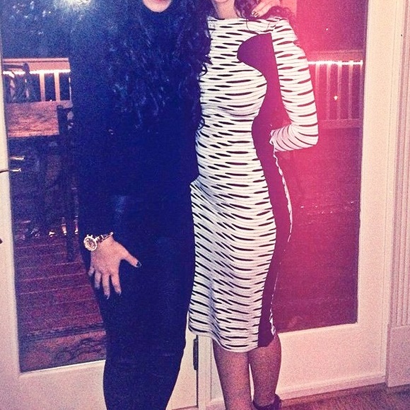 SOLD 🌟 ASOS Bodycon Striped Midi Dress - Picture 4 of 4