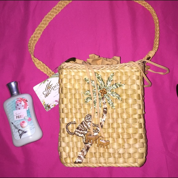 New ️cute handbag
