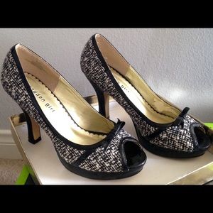 Madden Girl Black & White Tweed Peep Toe Heels 7.5