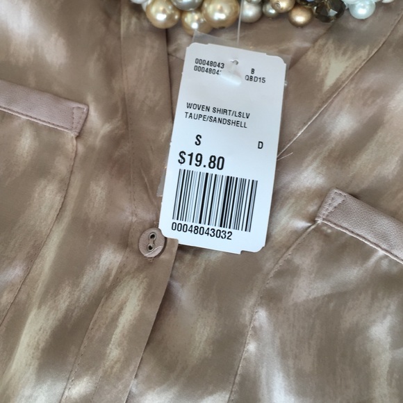 Forever21 silky button up - Picture 3 of 4