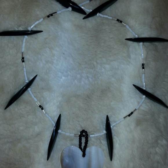 Necklace - Picture 2 of 3