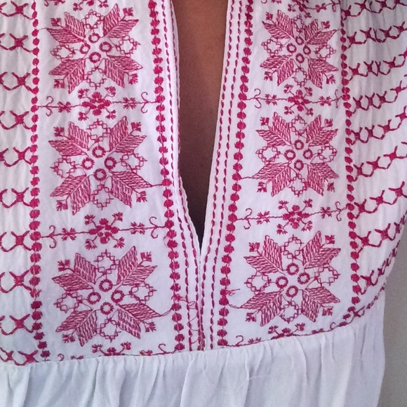 Embroidered Top - Picture 2 of 4
