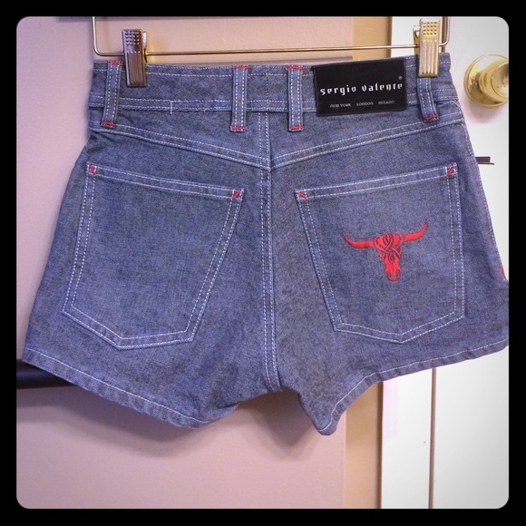 Sergio Valente shorts😈💄