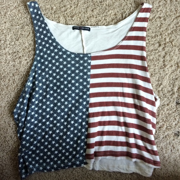 Brandy Melville Flag Tank - Picture 1 of 1
