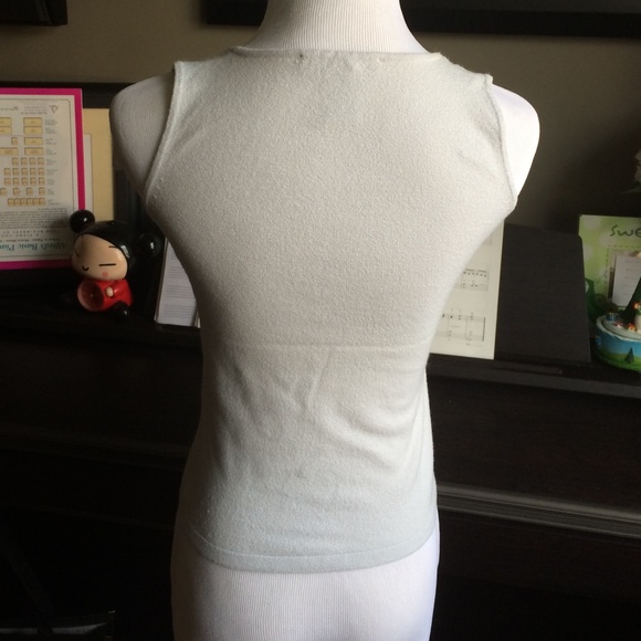 Light Blue Shell Top - Picture 2 of 3