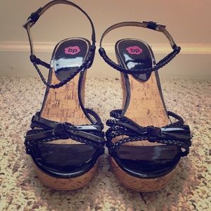 BP Black Wedges
