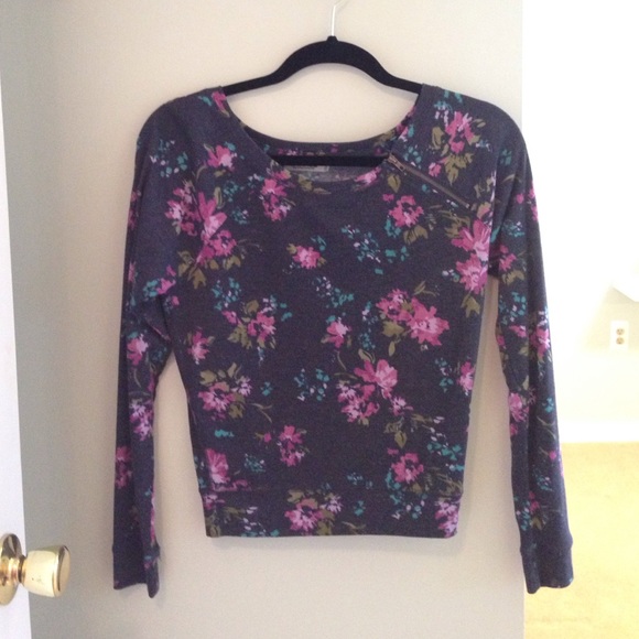 Floral long sleeve