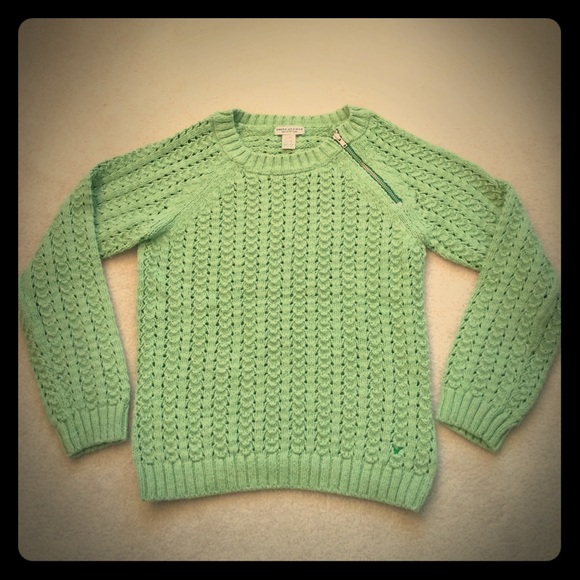 American Eagle cropped knitted sweater