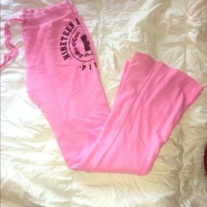 PINK by Victoria's Secret sweats size small
