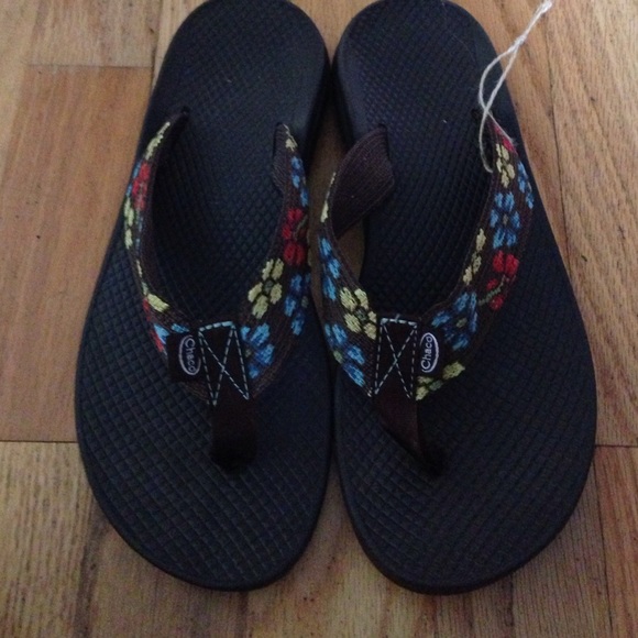 Chaco flip flops